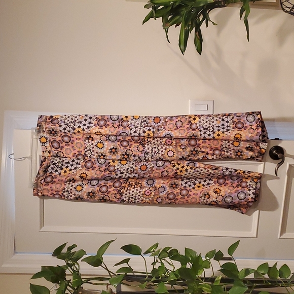 Anthropologie Pants - Anthropologie wide leg print Pattern pants